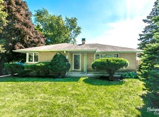 4611 Orchard Ln, Crystal Lake, IL 60014