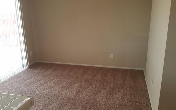 5th image of 658 Twinberry Ln