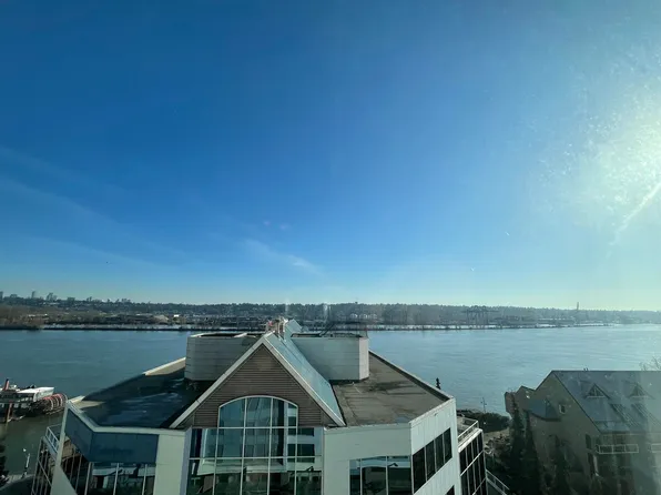 988 Quayside Dr #811, New Westminster, BC V3M 0L5