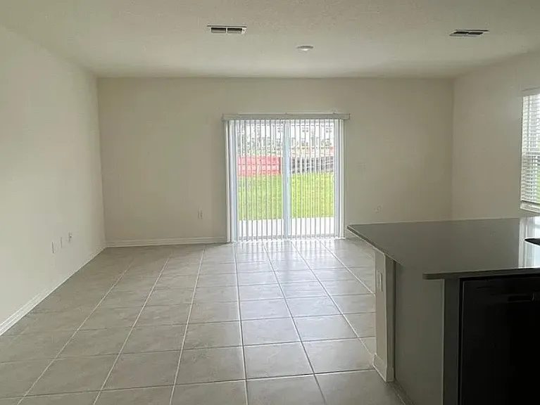 1784 Rock Elm Rd — Photo 3
