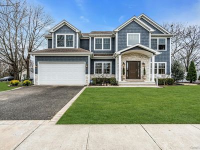 10 Beverly Road, Farmingdale, NY, 11735