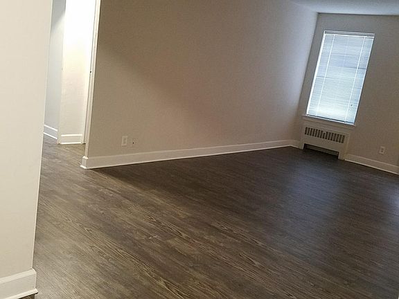 4th image of 6244 Oakland Ave APT 113