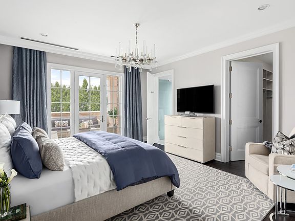 5th image of 6000 Royal Ct #6303