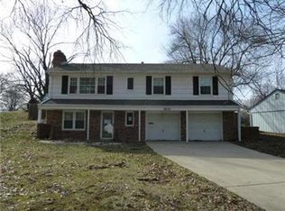 9630 Eby St, Overland Park, KS 66212
