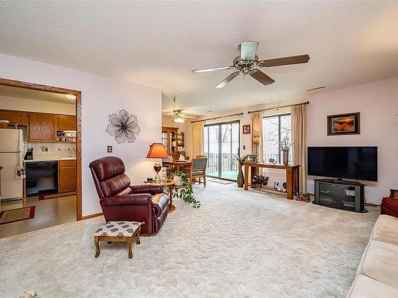 5th image of 4320 Maureen Ct SE APT 171