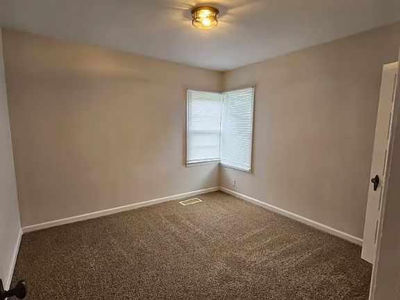 5th image of 2920 & 2922 Mitchell Ave #2920