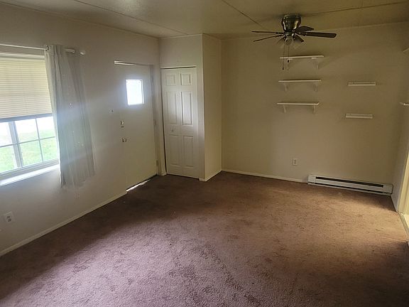 4th image of 537 N Hanover St #3