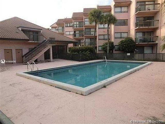3rd image of 1850 N Congress Ave APT 304