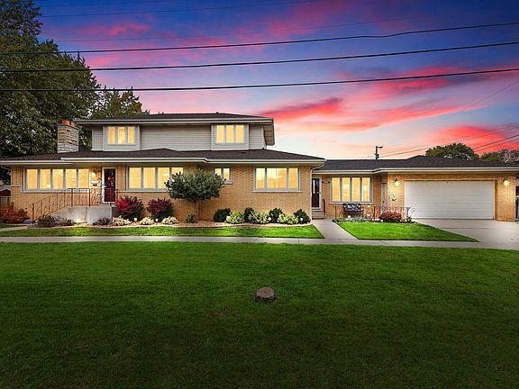 3rd image of 3330 W 99th St