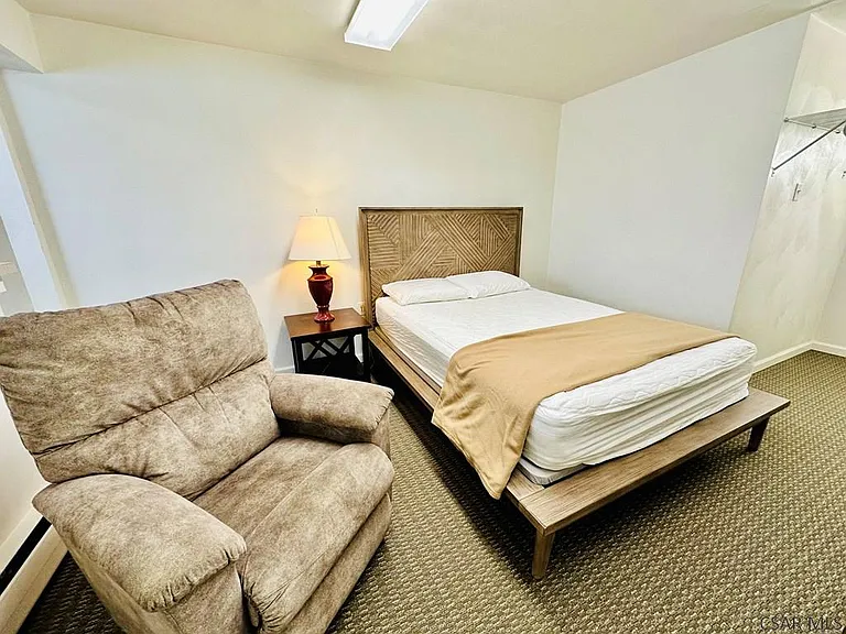 907 Old Scalp Ave #207 — Photo 6