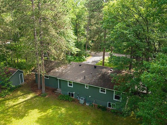 2nd image of 26161 Wooddale Rd