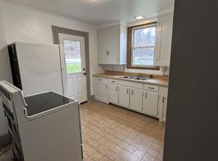 602 Sellers Ave, Jeannette, PA 15644