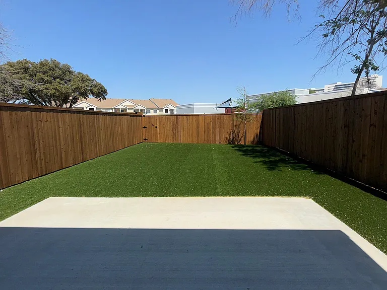 5608 Mesa Cir — Photo 8