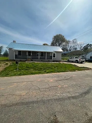 107 Garver St — Photo 1