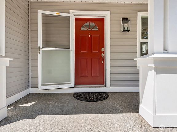 3rd image of 20304 51st Avenue E