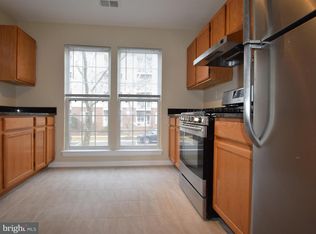 935 Beacon Square Ct APT 28W, Gaithersburg, MD 20878