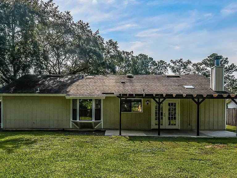 6020 Pine Ave — Photo 16