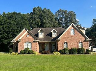 8415 Westbrook Dr, Olive Branch, MS 38654