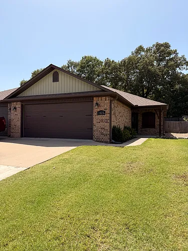 1123 Springhill Rd Photo 1