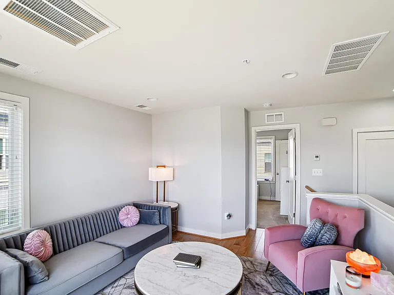 16223 Decker Pl #1 — Photo 29