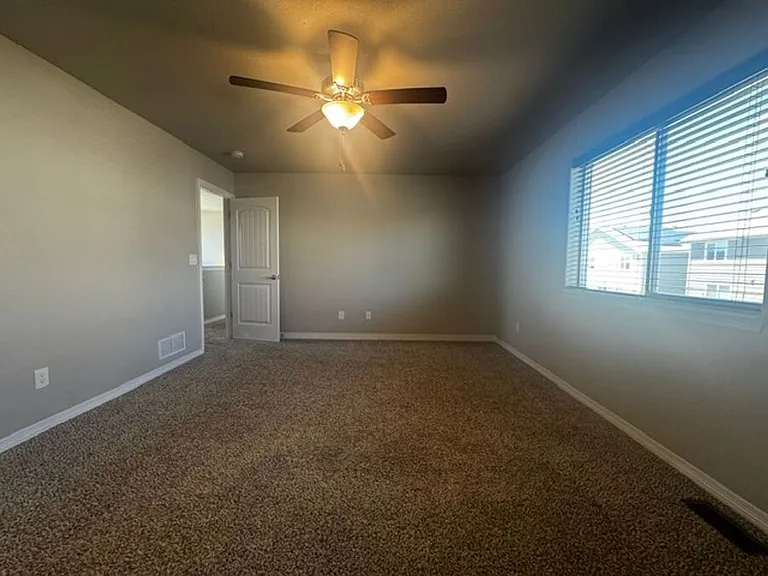 5338 Kingscote Dr — Photo 10