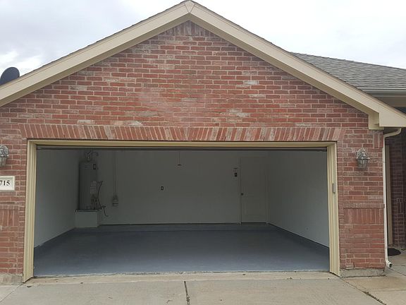 Freshly painted garage EPOXY FLOOR!