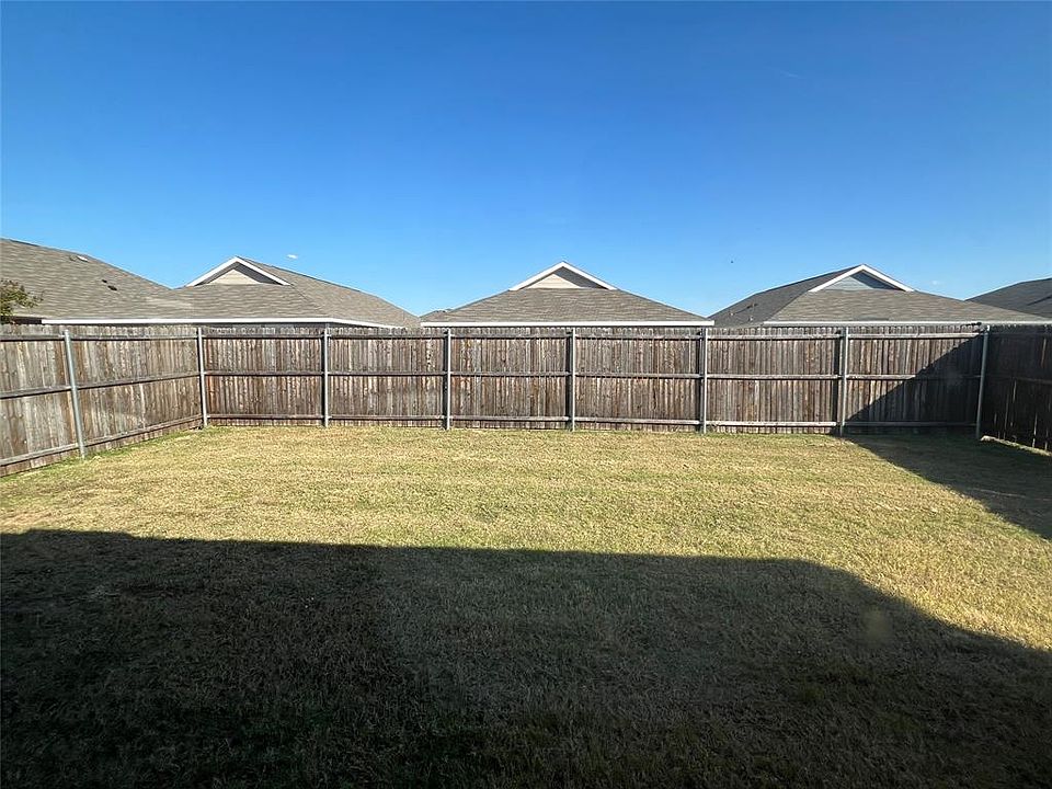 1st image of 5405 Lavender Dr #5405