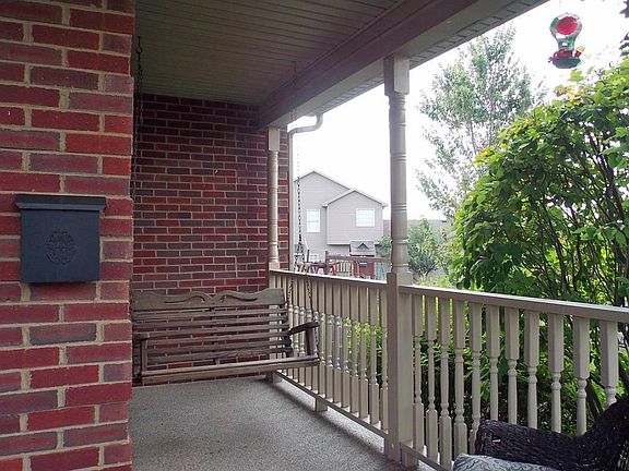 2nd image of 124 Plum Ln