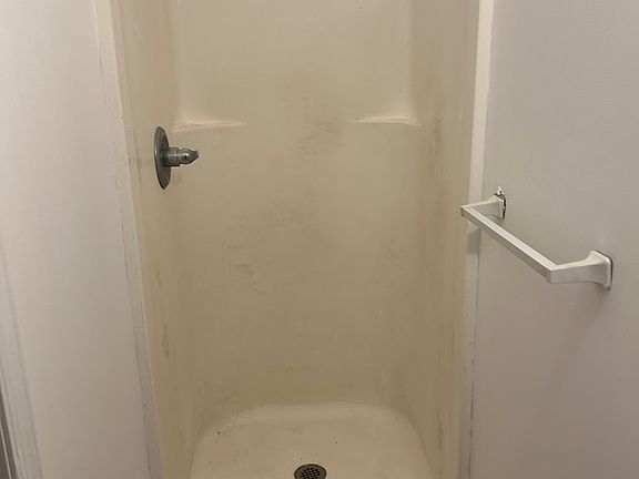 2nd image of 1868 Finsbury Ln