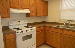 5th image of 21234 Stillwater Ave