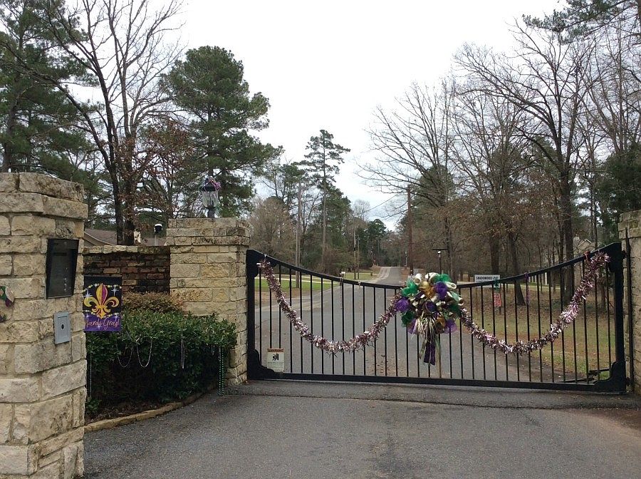 2nd image of 111 Pine Valley Dr