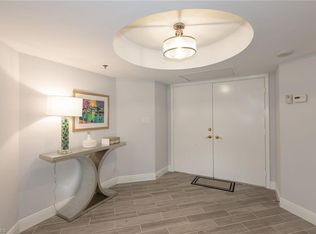 4251 Gulf Shore Blvd N, Naples, FL 34103