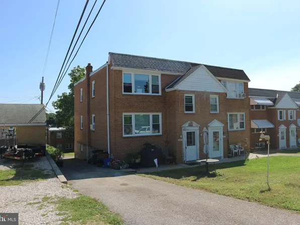 6921 Shalkop St, Philadelphia, PA 19128