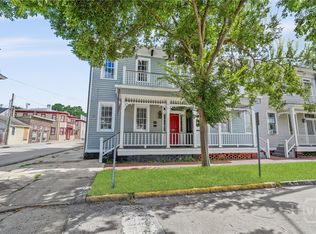 224 W Park Ave, Savannah, GA 31401