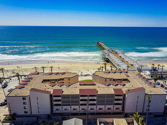 4th image of 4465 Ocean Blvd Unit 31