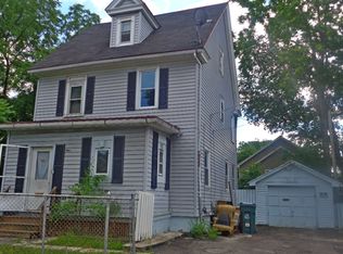 9 Arklow St, Rochester, NY 14611