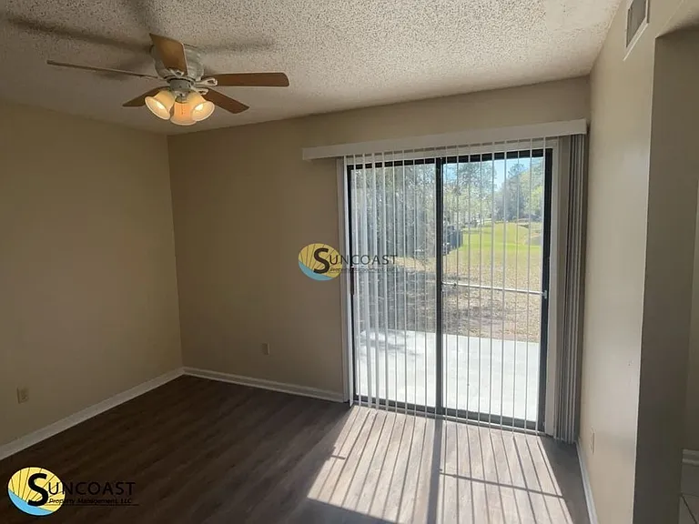 8702 Bandera Cir S — Photo 6