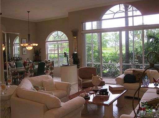 2nd image of 10826 Greenbriar Villa Dr