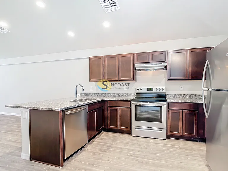 27085 Partin Dr — Photo 11
