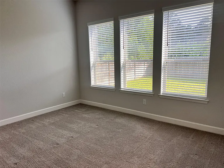 165 Hidden Peak Dr — Photo 11