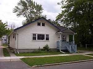 2 bedroom Ranch on double lot
