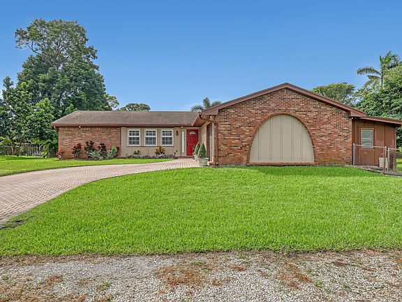 3rd image of 3230 Caribb Way