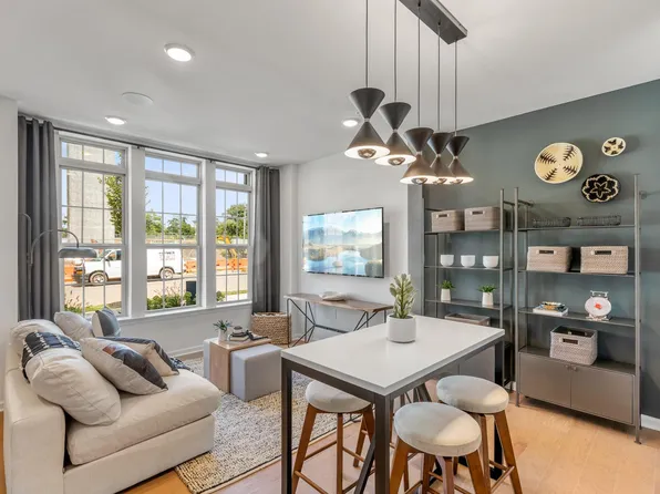 27 Robeson St, Somerville, NJ 08876