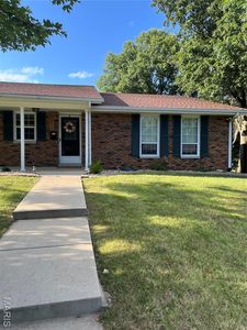 512 E Mary Dr, Troy, IL, 62294