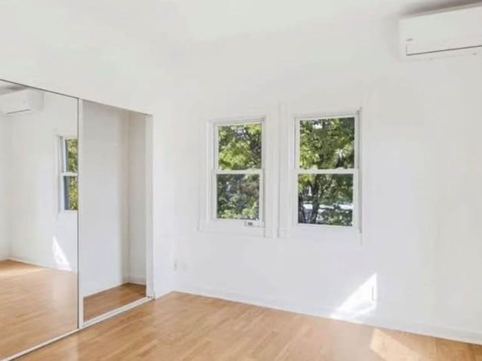 1st image of 1710 Tenbroeck Ave #2F
