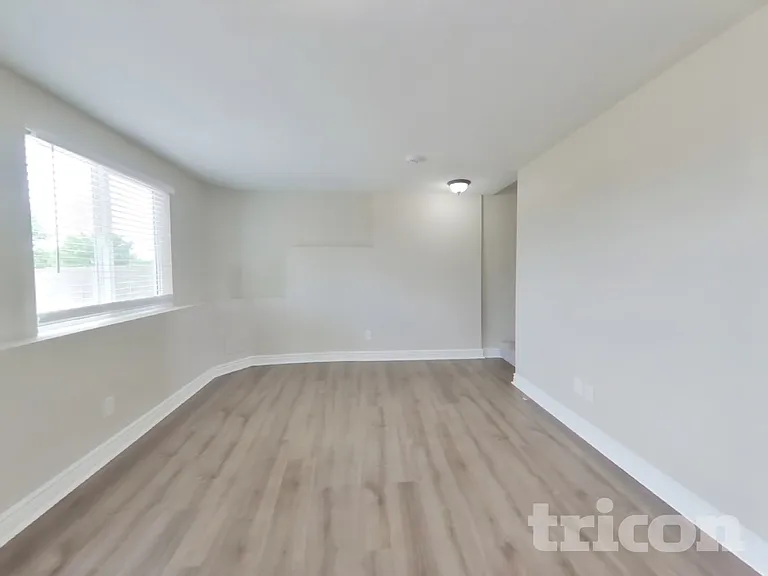 4318 Sunridge Dr — Photo 14