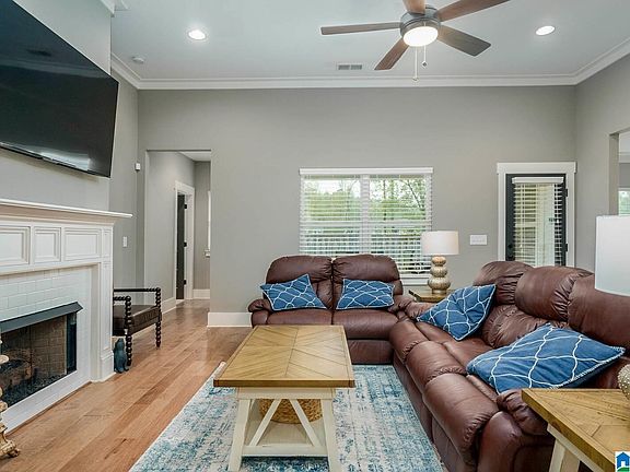 4th image of 7866 Caldwell Dr