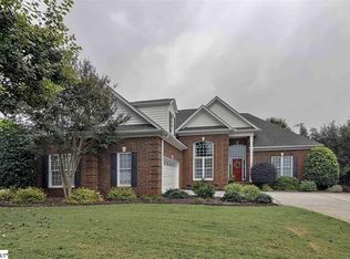 202 Turtle Ln, Simpsonville, SC 29681