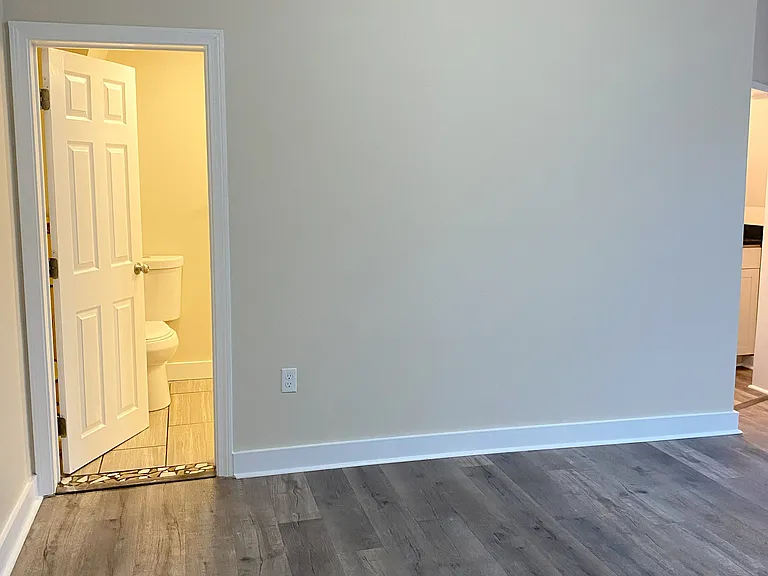 18 Imperial St #201 — Photo 2