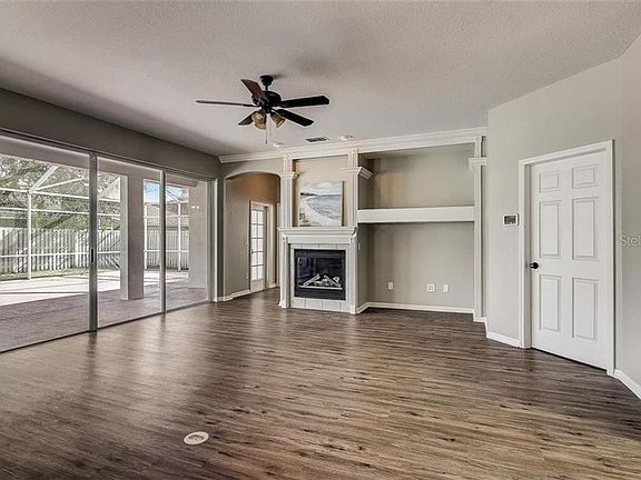5th image of 18129 Pheasant Walk Dr
